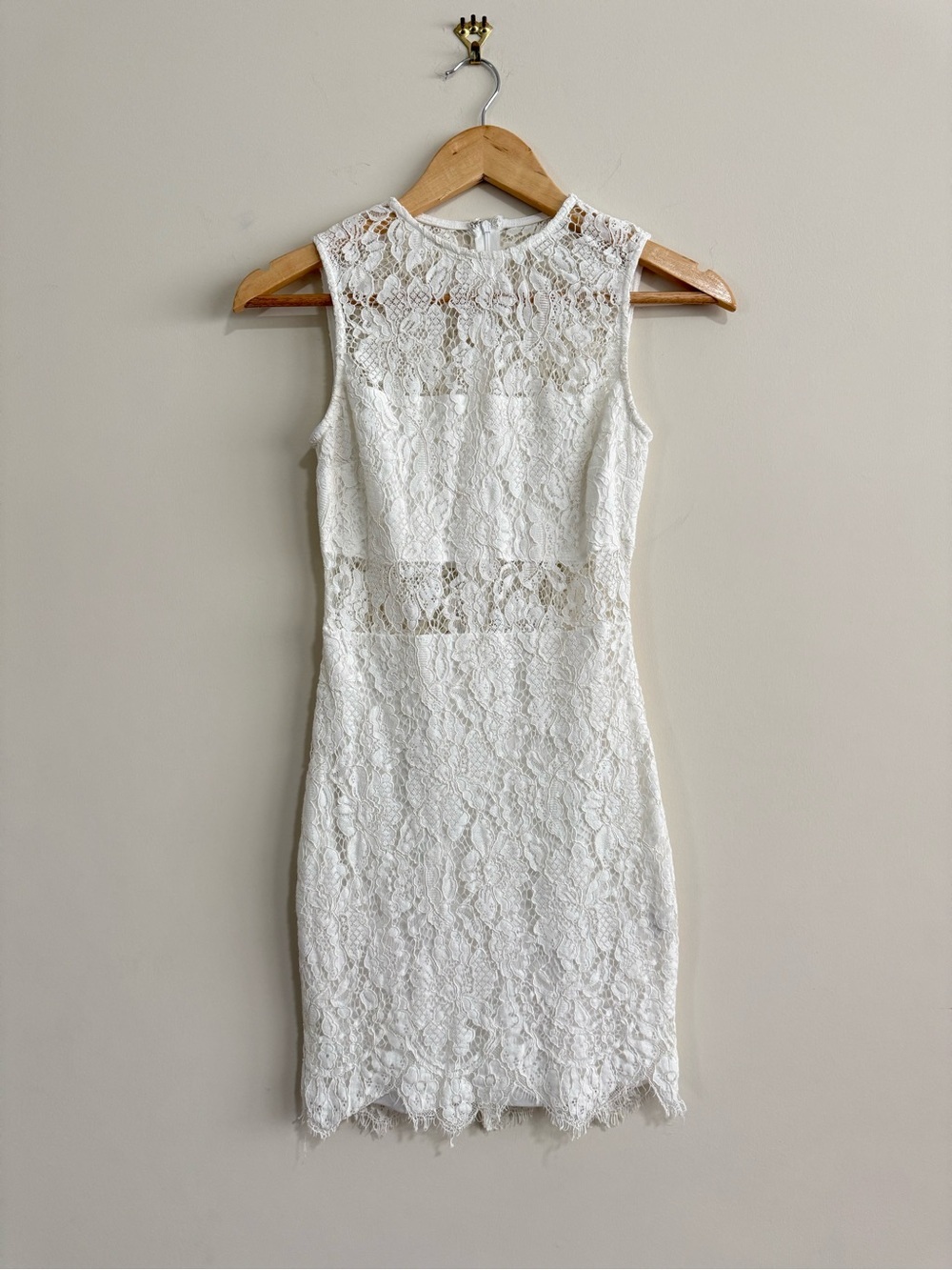 Superdown White Lace Mini Dress — size XS. Like New